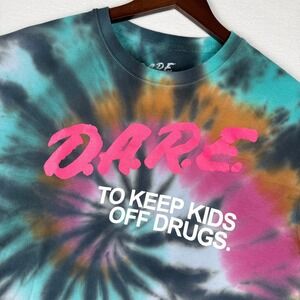 DARE To Keep Kids Off Drugs Tie Dye Graphic T-Shirt Mens Medium Multicolor Retro